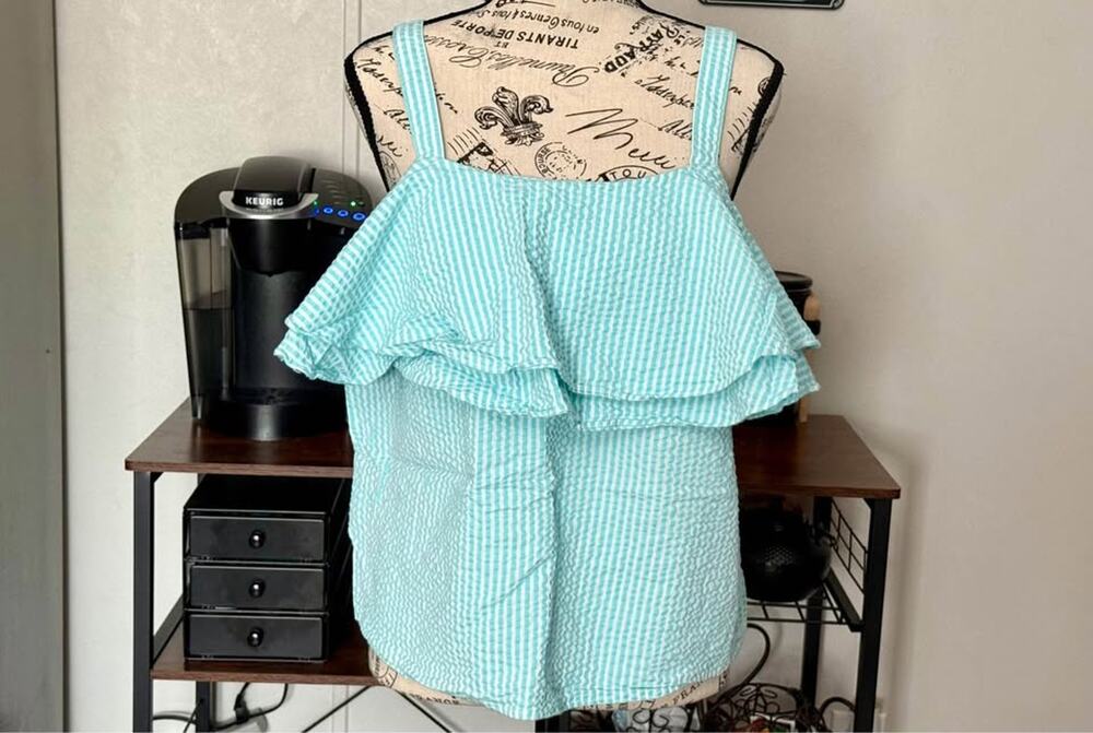 Women’s A New Day Sleeveless Ruffle Top Size Large